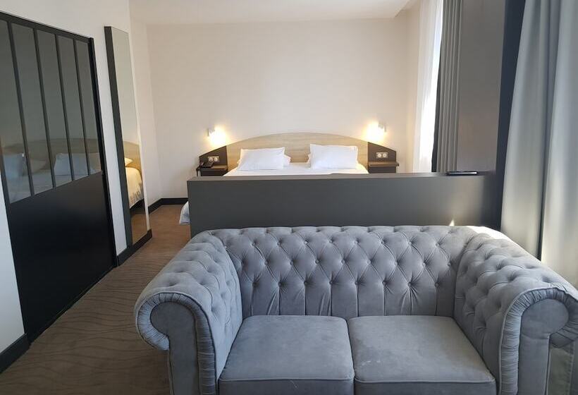 سوییت لوکس, Brit Hotel De Grignan Vichy