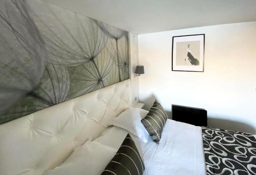 Номер Стандарт, Logis Hôtel Des Lacs Paris Sud