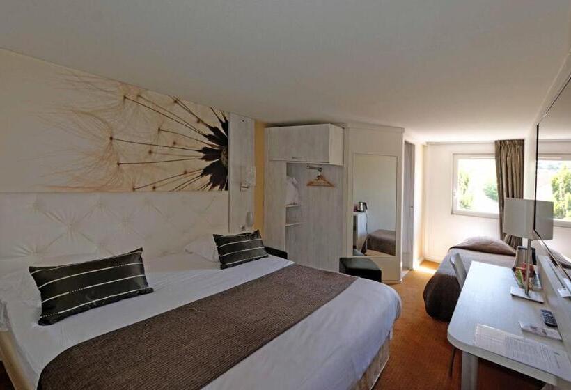 Номер Стандарт Трехместный, Logis Hôtel Des Lacs Paris Sud