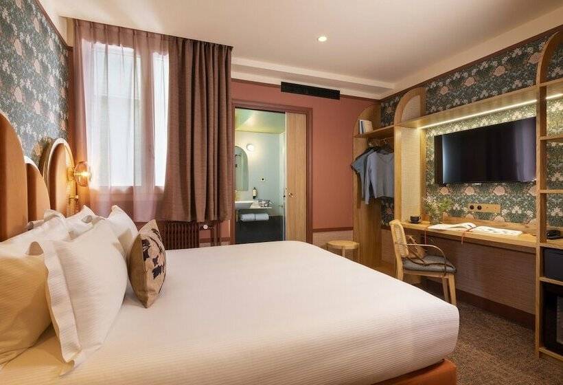 اتاق راحتی, Hôtel Jardin De Cluny