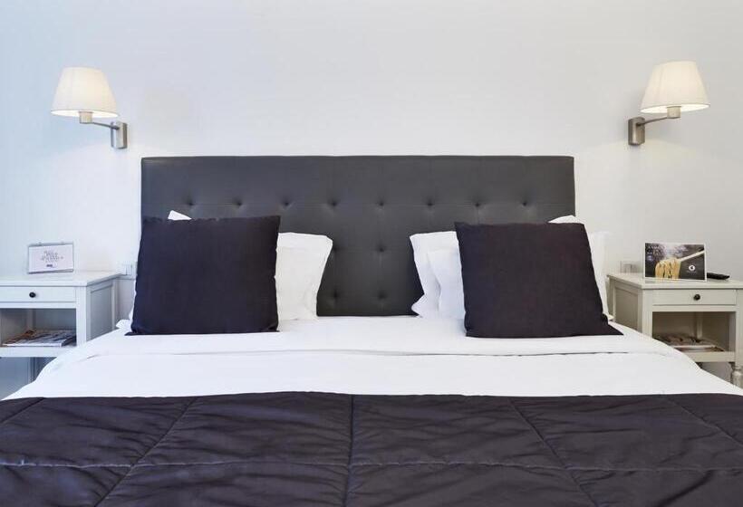 اتاق استاندارد سه نفره, Kyriad Saumur Hyper Centre Hôtel Appartements Et Spa Soins Sothys Paris
