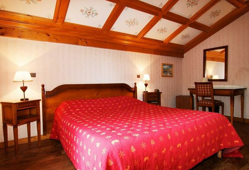 Номер Стандарт Трехместный, Citotel Les Pres Du Rosay