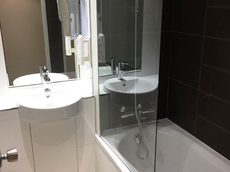 Номер Стандарт, Hôtel Inn Design Paris Saint Quentin