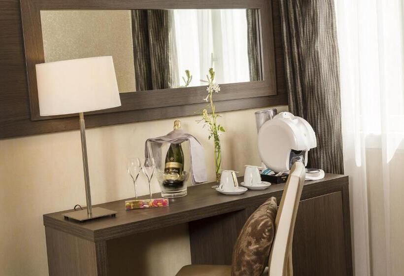 行政房间, Best Western Plus  Elixir Grasse