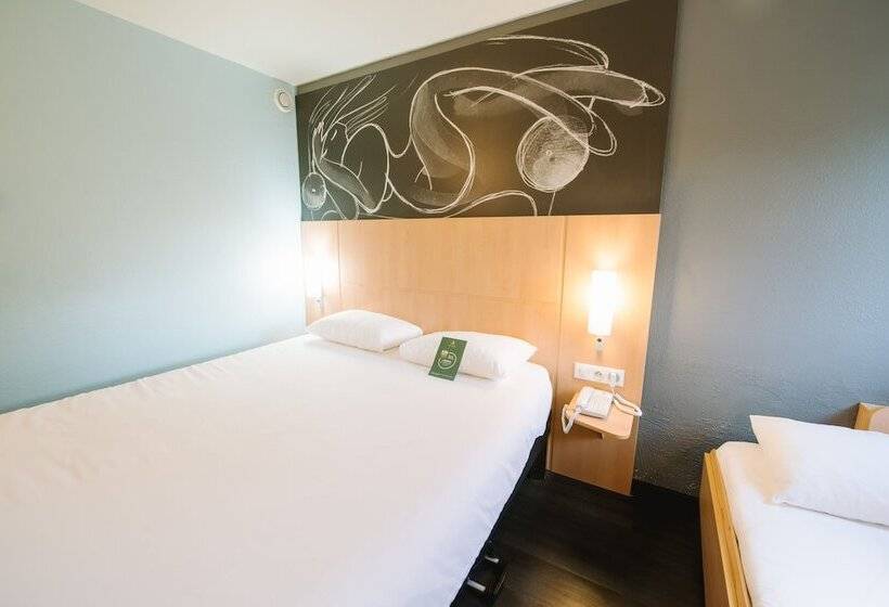 Номер Стандарт Трехместный, Ibis Avignon Centre Gare