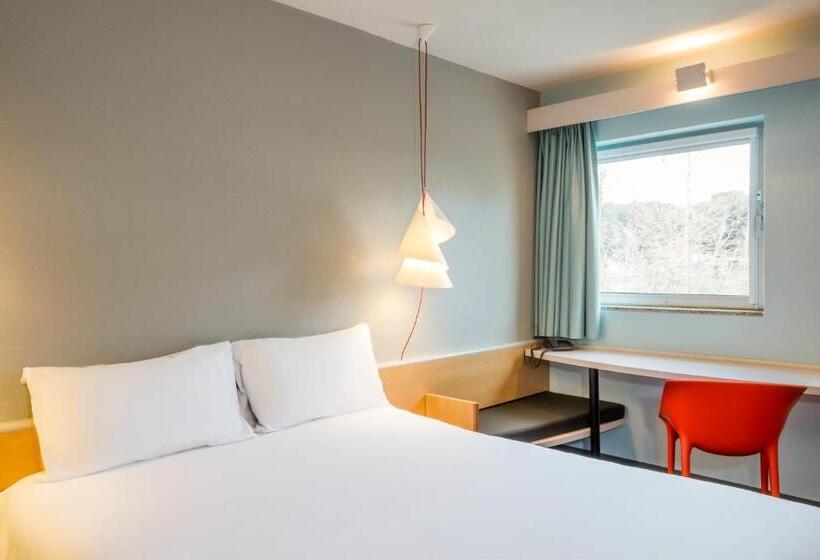 标准间带双人床, Ibis Montélimar Nord