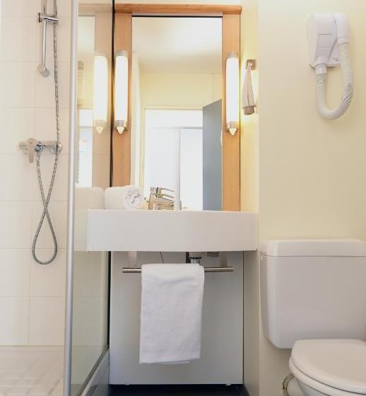 Номер Стандарт, Ibis Saint Etienne  La Terrasse