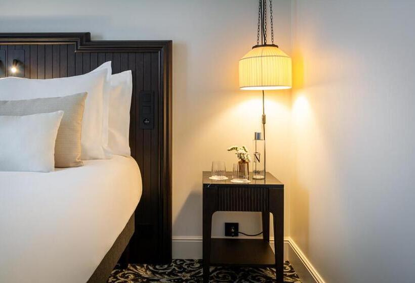Superior Room with Terrace, Hôtel & Spa Napoléon