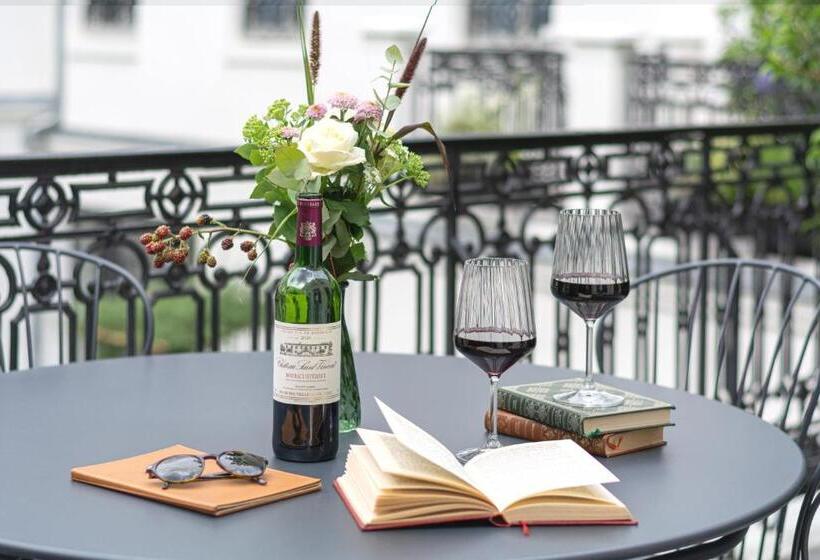 Suite with Terrace, Hôtel & Spa Napoléon