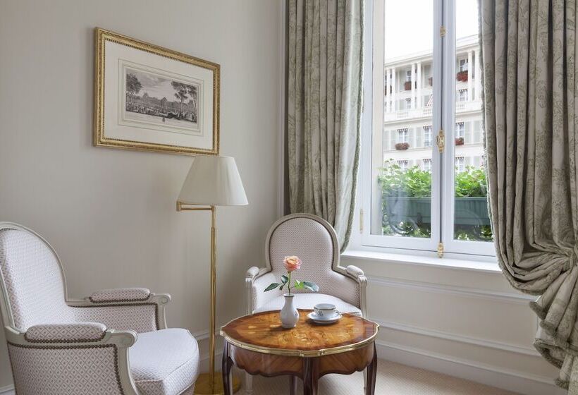 デラックスルーム, Le Bristol Paris  An Oetker Collection