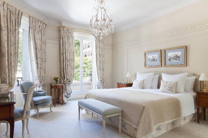 ガーデンビューデラックスルーム, Le Bristol Paris  An Oetker Collection