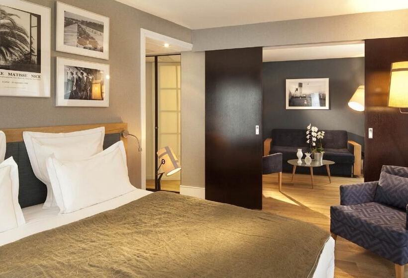 سوییت جونیور, La Villa Saint Germain Des Prés