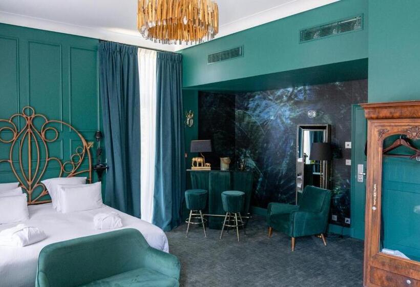 Номер Deluxe с Видом, Novotel Domaine de Maffliers Paris Val D' Oise