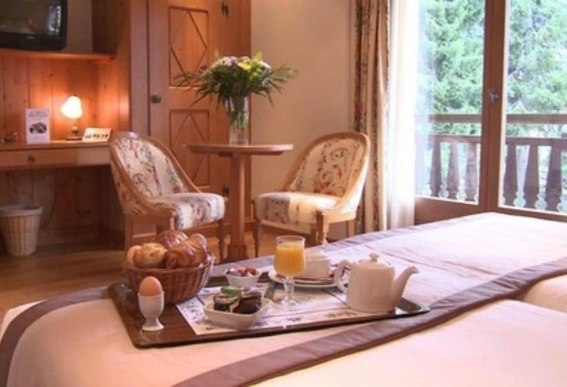 اتاق استاندارد سه نفره, Au Vieux Moulin