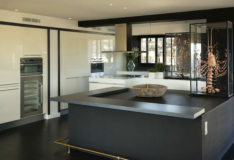 プレステージスイート, Le Chat Noir