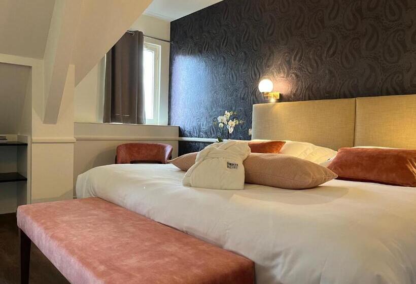 اتاق سوپریور با تخت بزرگ, Hôtel La Truffe Noire