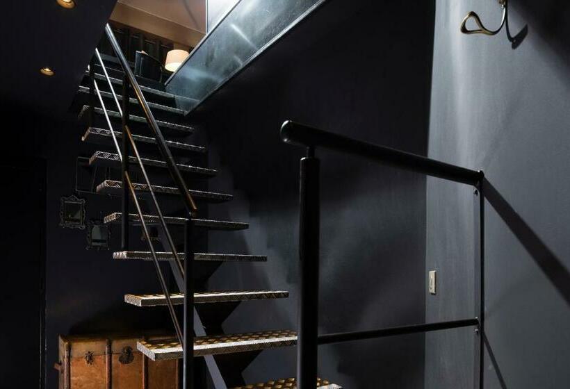 プレステージスイート, Le Chat Noir