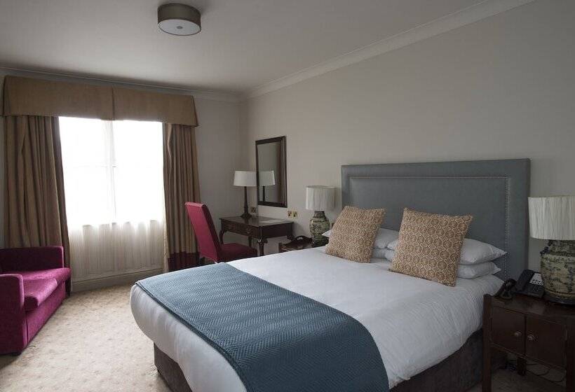 اتاق کلاسیک, Bush Hotel Farnham