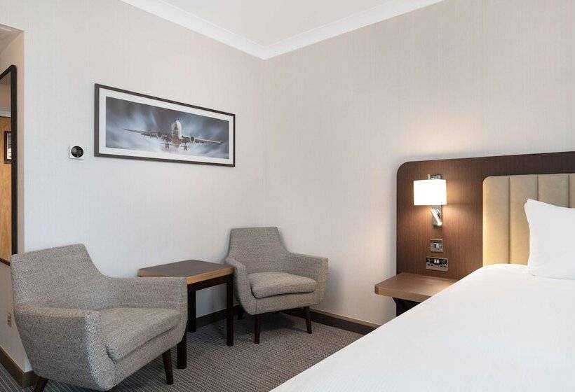 اتاق استاندارد, Hilton London Gatwick Airport