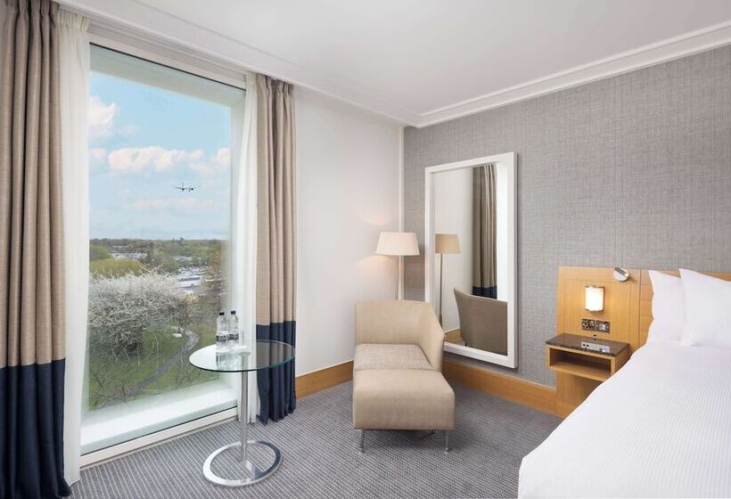 سوییت, Hilton London Gatwick Airport