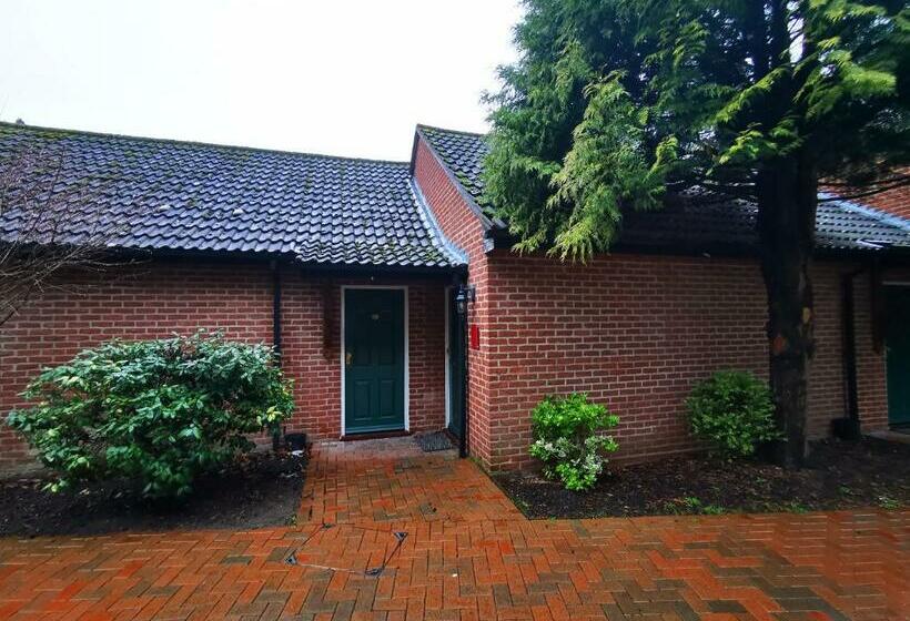 اتاق استاندارد, Muthu Belstead Brook