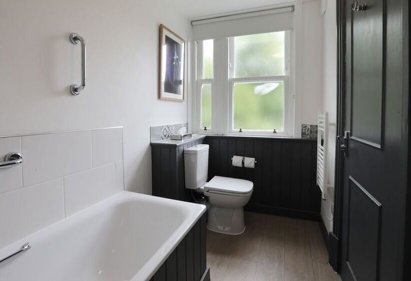 חדר משפחתי, The Harrogate Inn   The Inn Collection Group