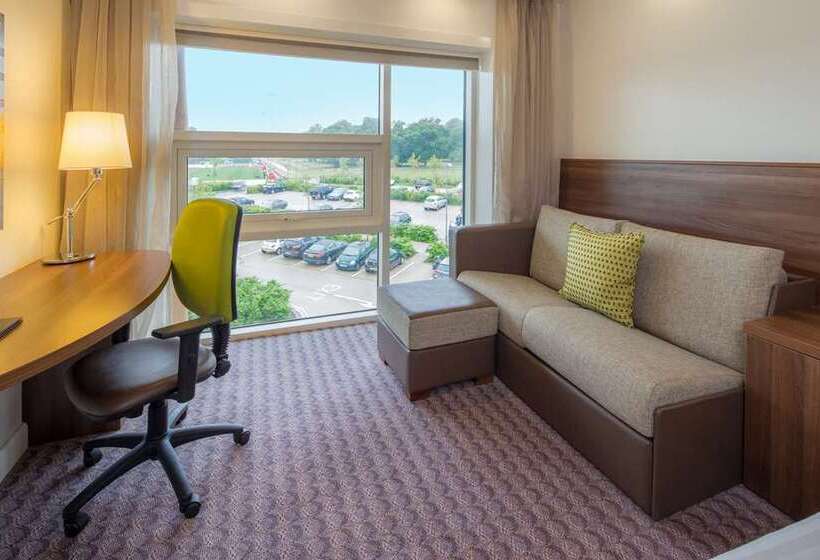 Номер Стандарт, Village Hotel Bracknell