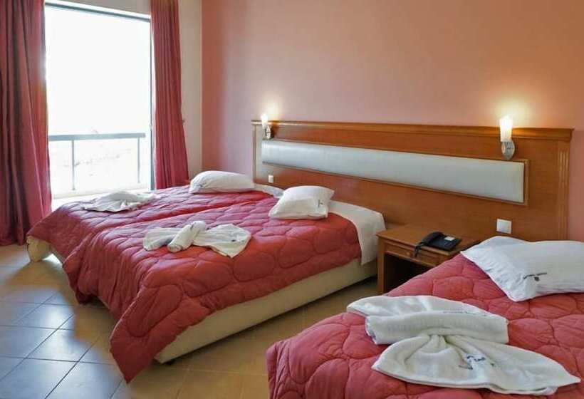 Номер Стандарт Трехместный, Acharnis Kavallari Hotel Suites