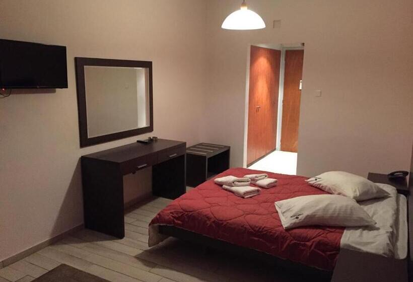 Номер Economy, Acharnis Kavallari Hotel Suites