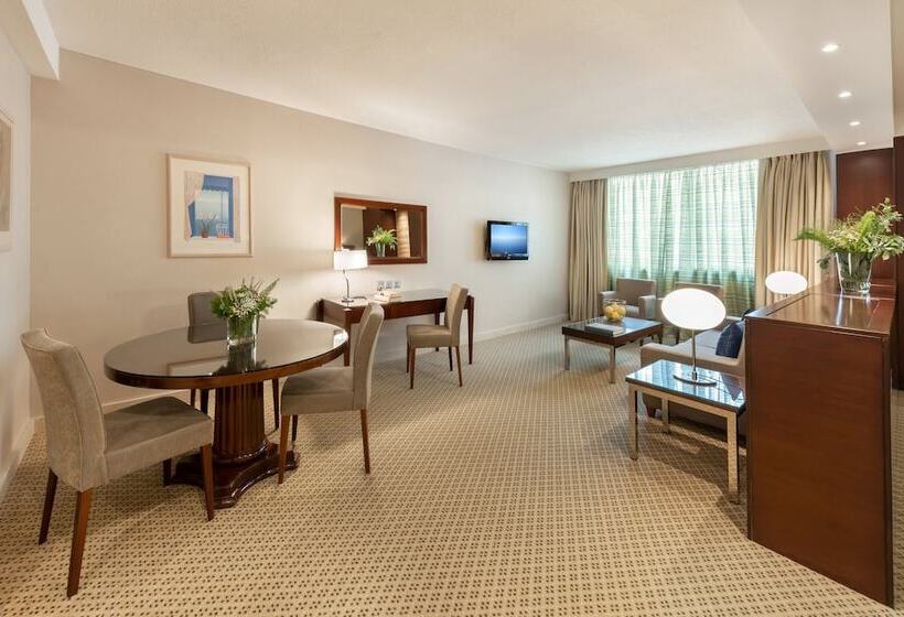 주니어 스위트, Athenaeum Intercontinental, An Ihg