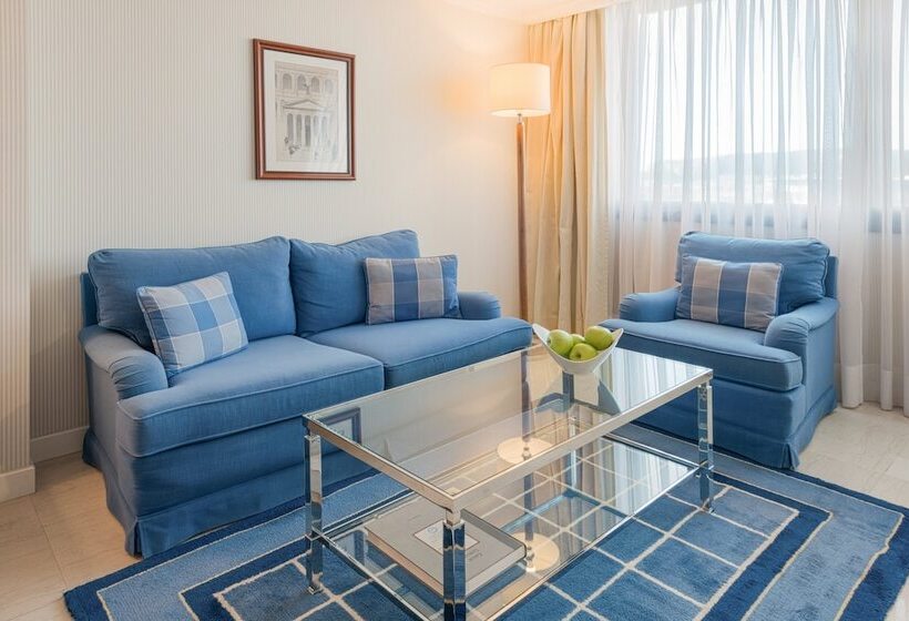 클럽 룸, Athenaeum Intercontinental, An Ihg
