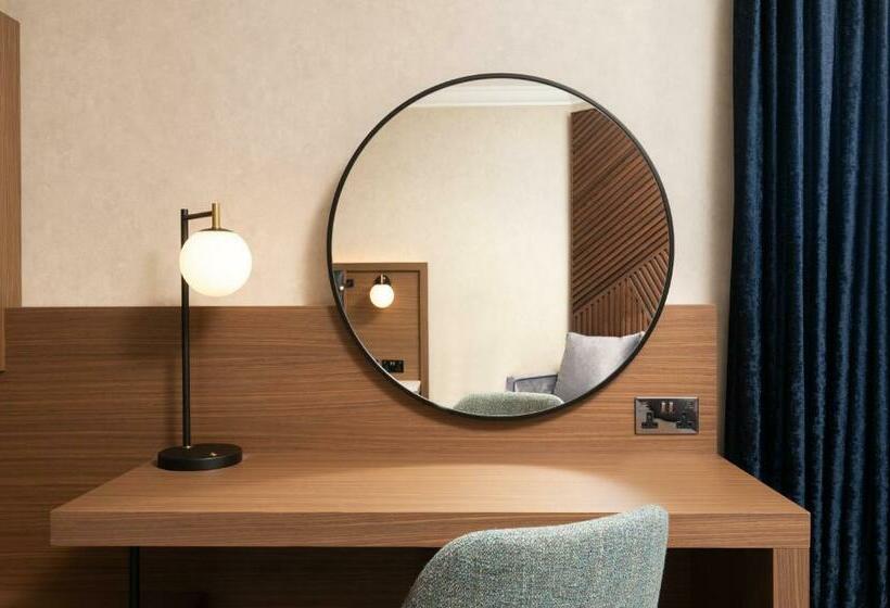 Номер Executive Кровать Кинг, Hilton London Metropole