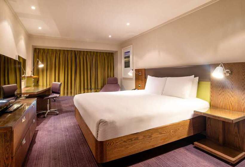 Номер Superior Кровать Кинг, Hilton London Metropole