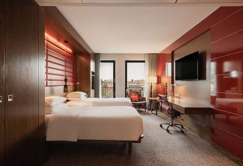 Номер Стандарт, Hilton London Metropole
