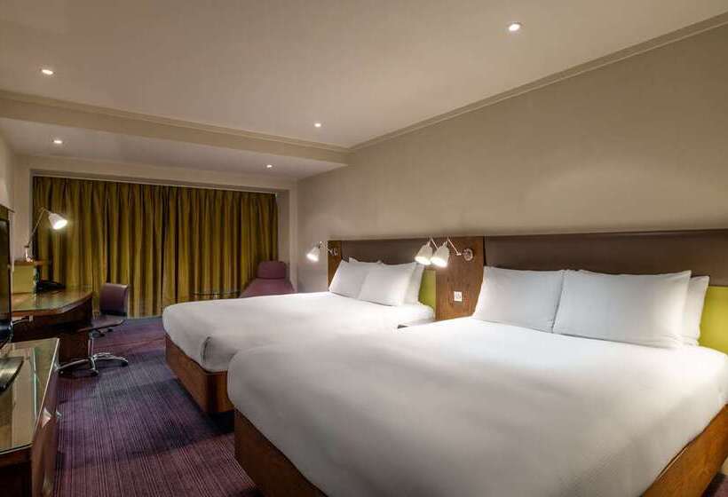 Номер Стандарт, Hilton London Metropole
