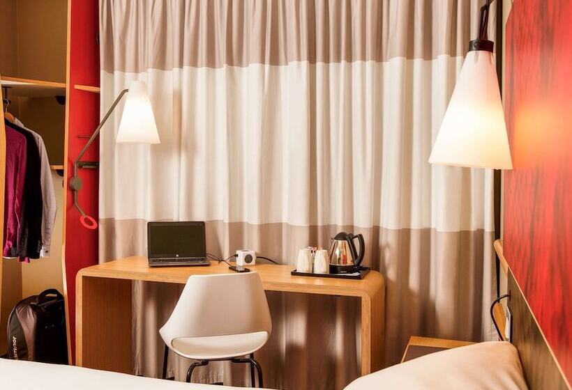Номер Стандарт, Ibis London Greenwich