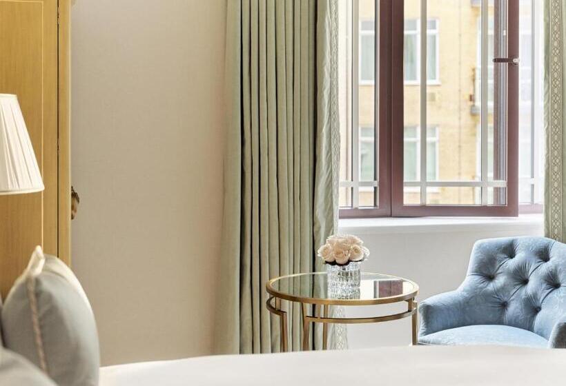 Номер Superior Кровать Кинг, The Dorchester   Dorchester Collection
