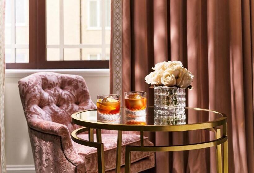 Номер Superior Кровать Кинг, The Dorchester   Dorchester Collection