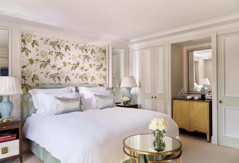 Номер Deluxe, The Dorchester   Dorchester Collection