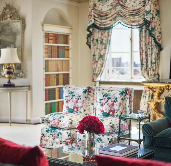 Люкс с Террасой, The Dorchester   Dorchester Collection