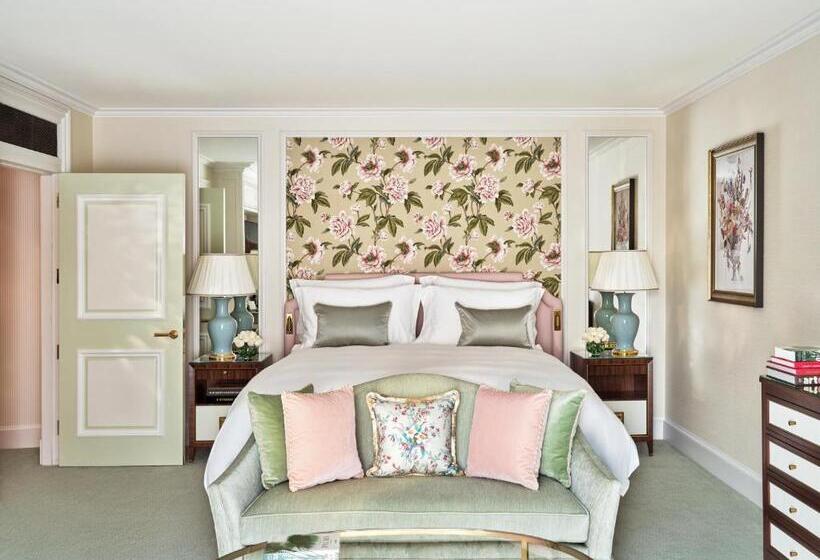 带大床的行政房间, The Dorchester   Dorchester Collection