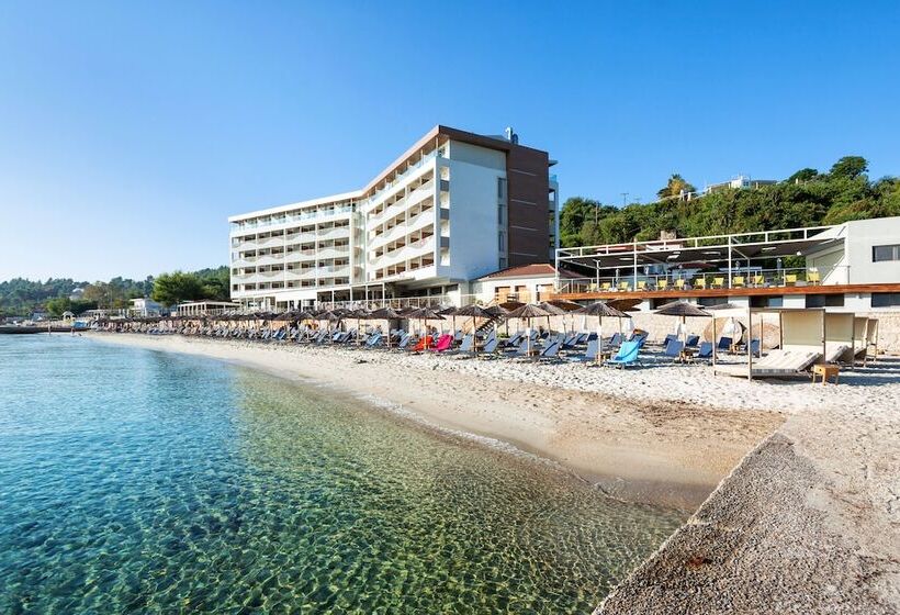اتاق لوکس با چشم‌انداز دریا, Ammon Zeus Luxury Beach