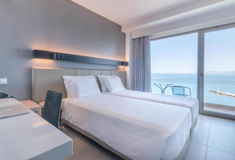 스탠다드 룸, Avra By Smile Hotels