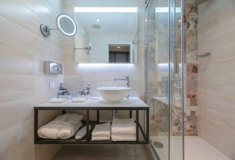 尊贵房, Mercure Budapest Korona