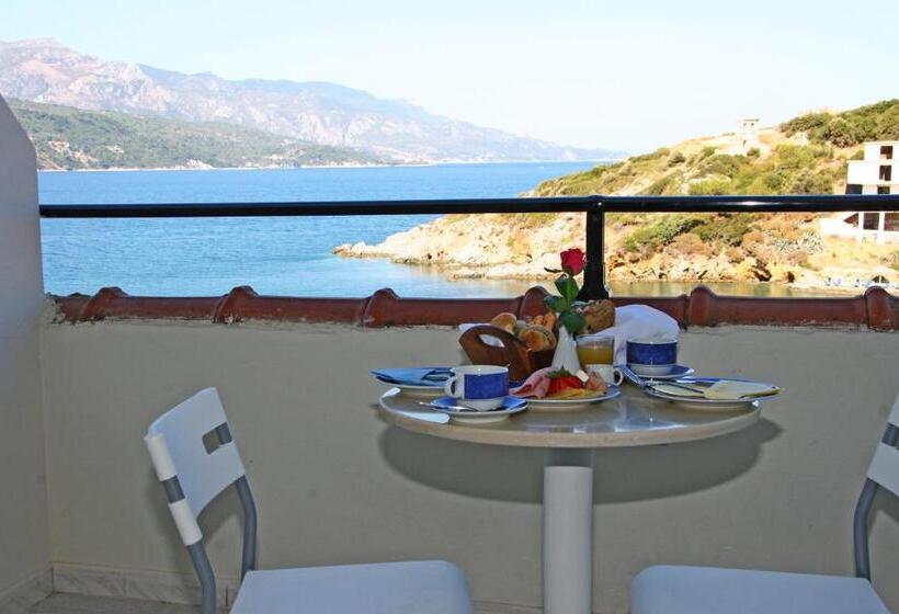 Triple Room Sea View, Samos Bay Hotel By Gagou Beach