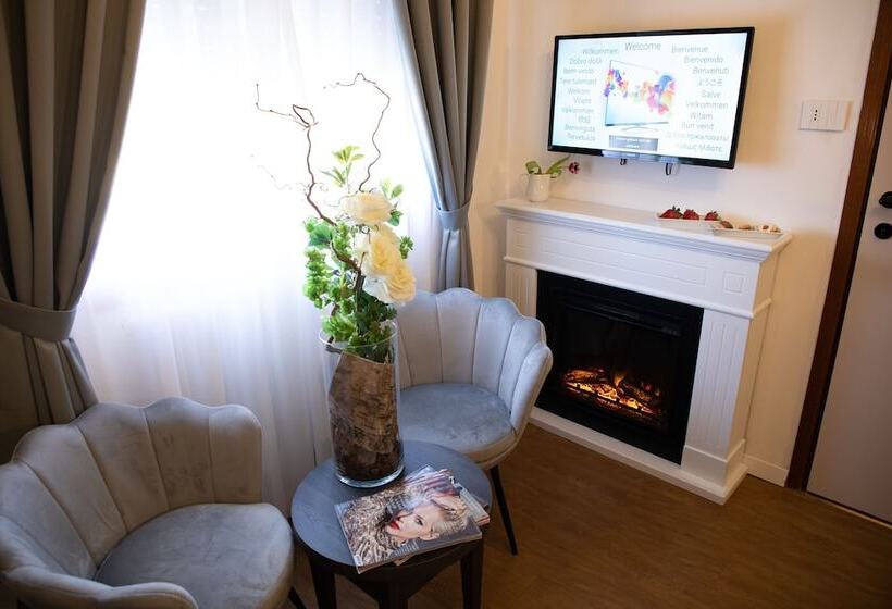 اتاق لوکس, Boutique Hotel Re Enzo