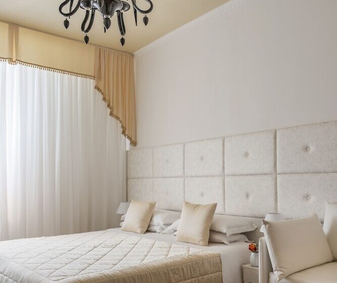 اتاق لوکس, Boutique Hotel Re Enzo