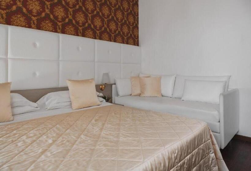 اتاق لوکس, Boutique Hotel Re Enzo