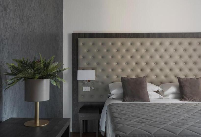 اتاق لوکس, Boutique Hotel Re Enzo