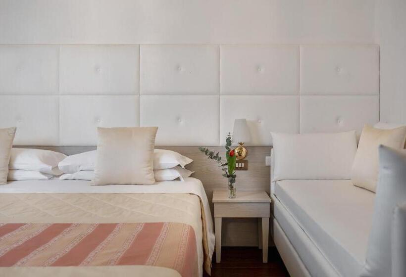 اتاق لوکس, Boutique Hotel Re Enzo